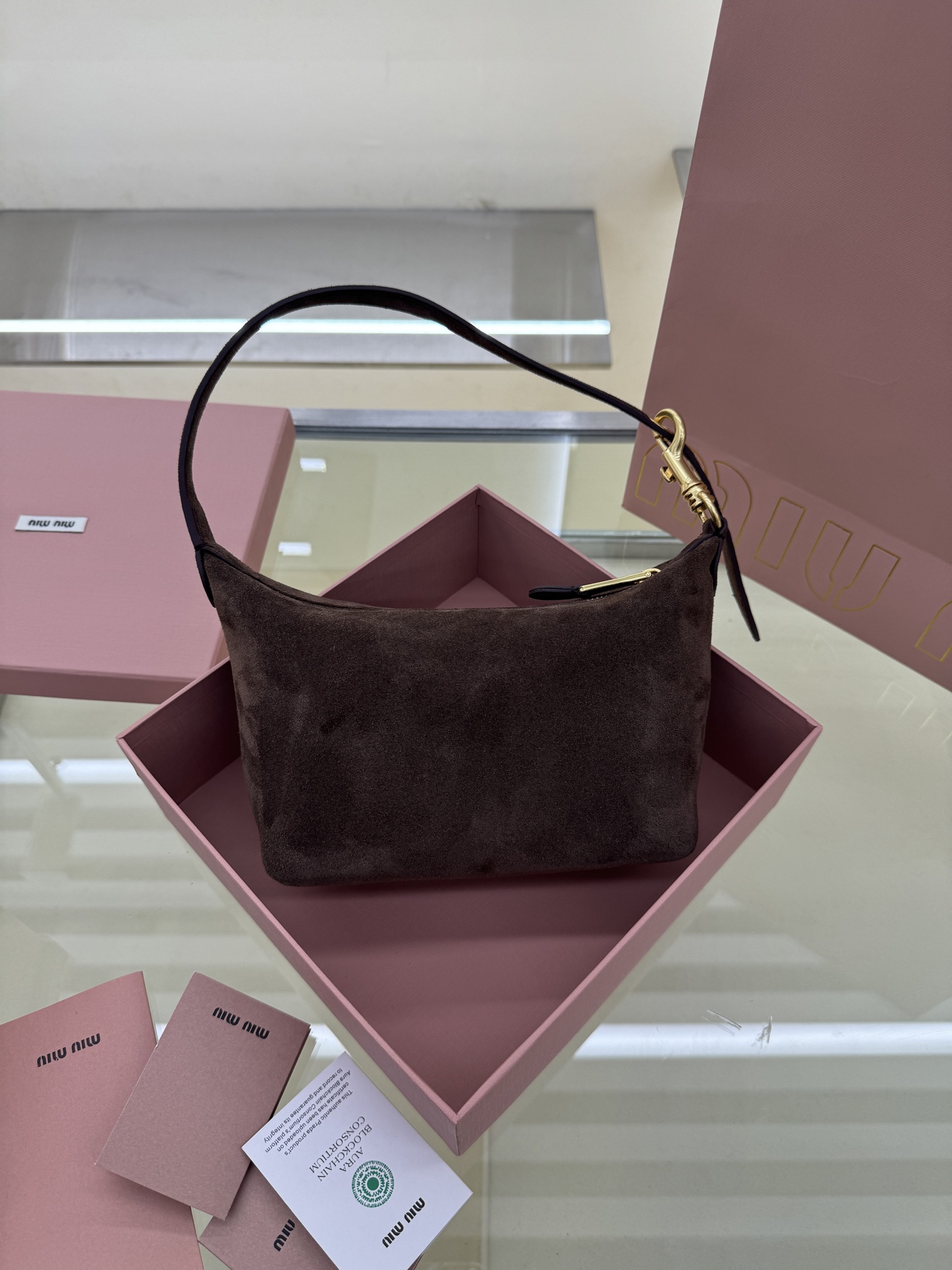 Miu Miu Style Leather Bag Lookbook Reference image 2