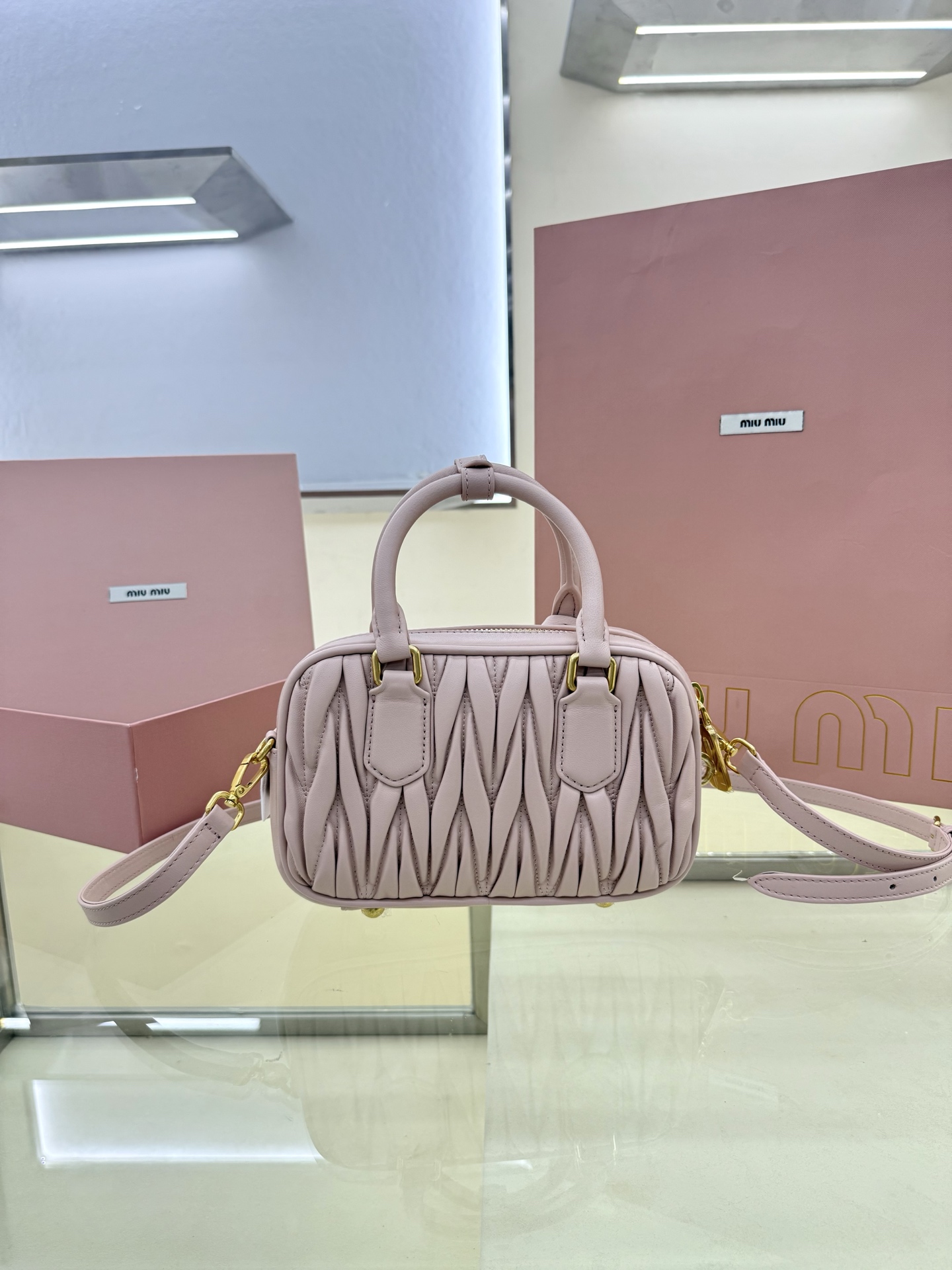 Miu Miu Style Pink Leather Top Handle Bag Lookbook Reference image 2