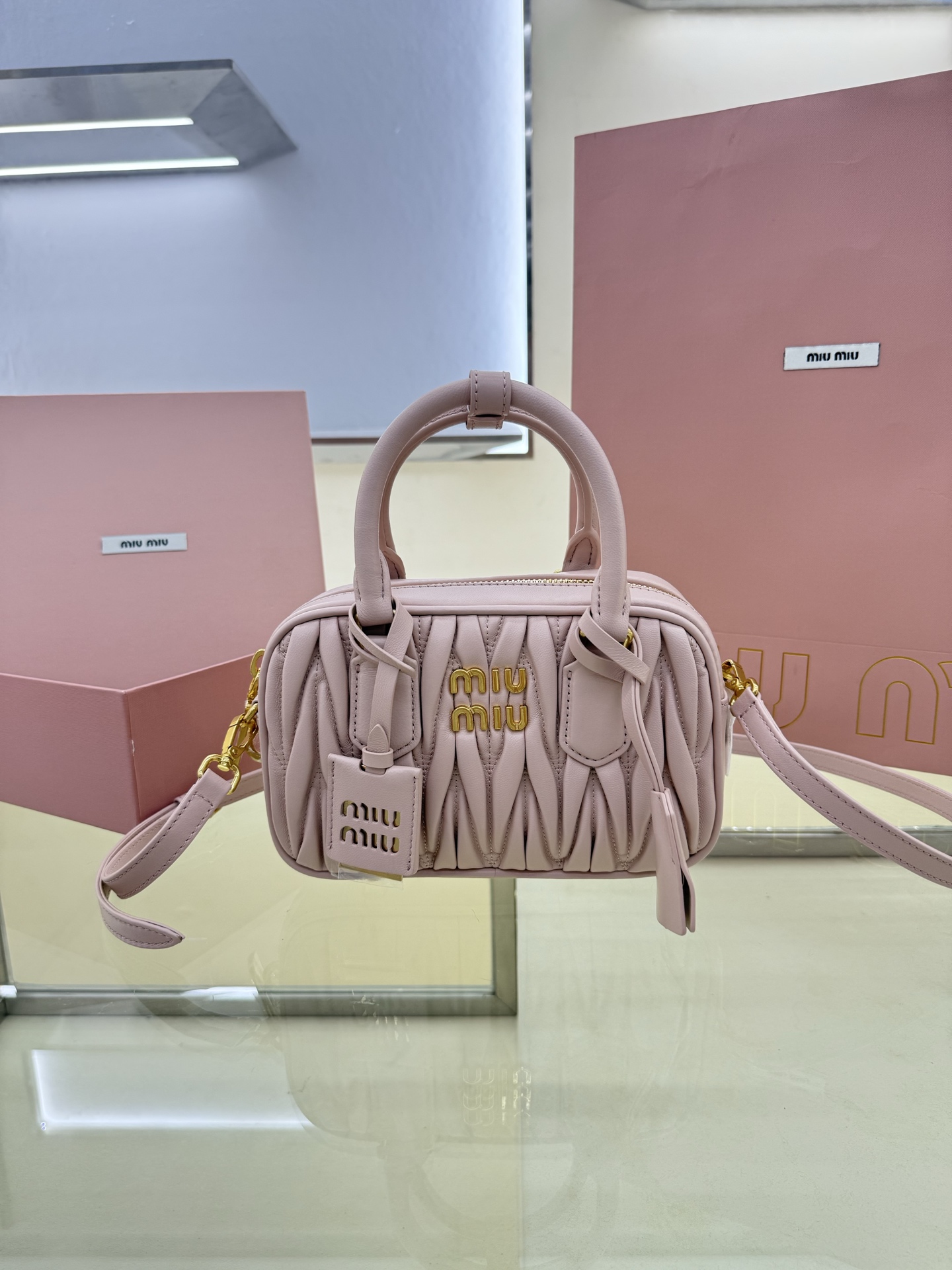 Miu Miu Style Pink Leather Top Handle Bag Lookbook Reference image 1
