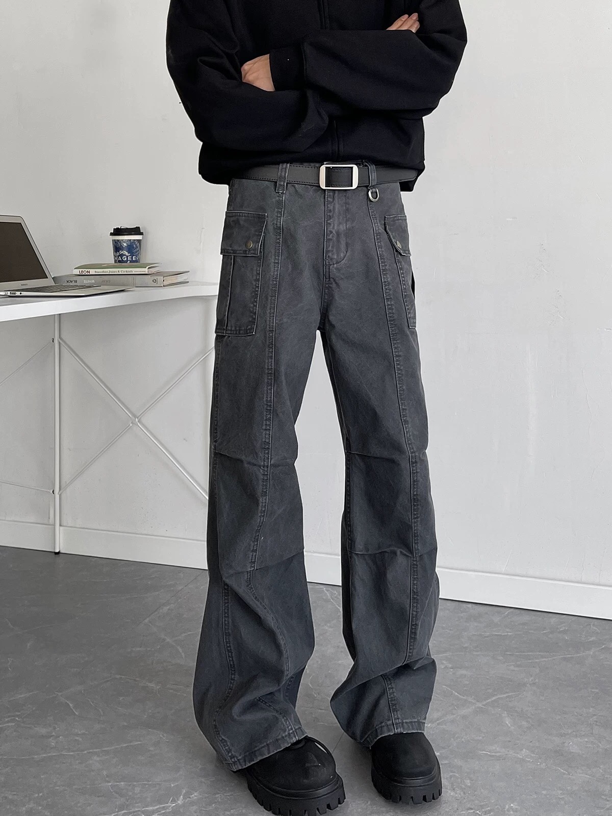 American High-Tech Water Washed Gray Cleanfits for Men and Women - 图片 6