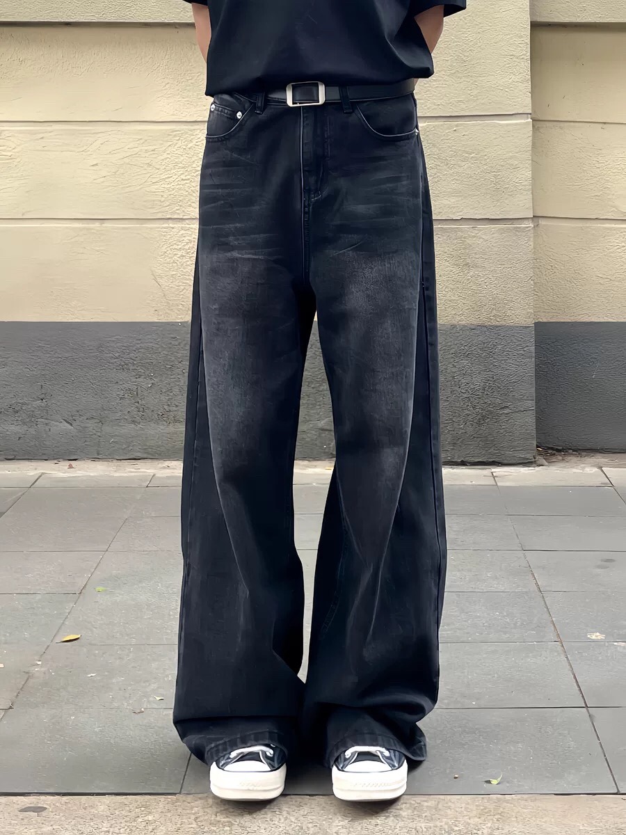 Fashion Review: High-Tech Water-Washed Jeans for All Sizes & Seasons