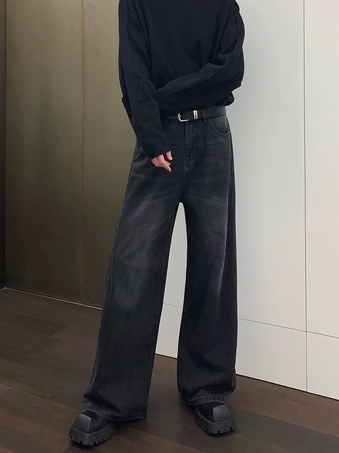 Fashion Review: High-Tech Water-Washed Jeans for All Sizes & Seasons - 图片 6