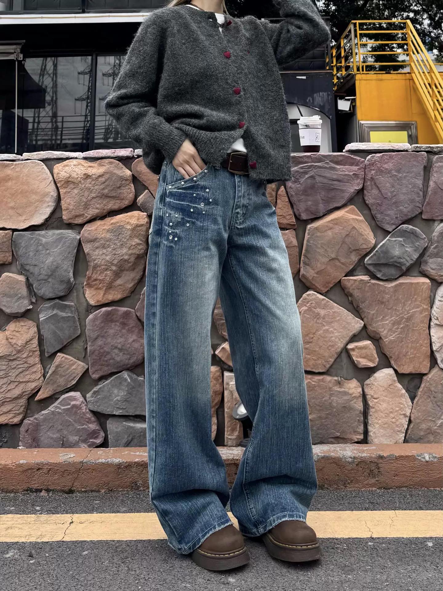 Fashionable Unisex Water-Repellent Pants for All Sizes and Seasons - 图片 7