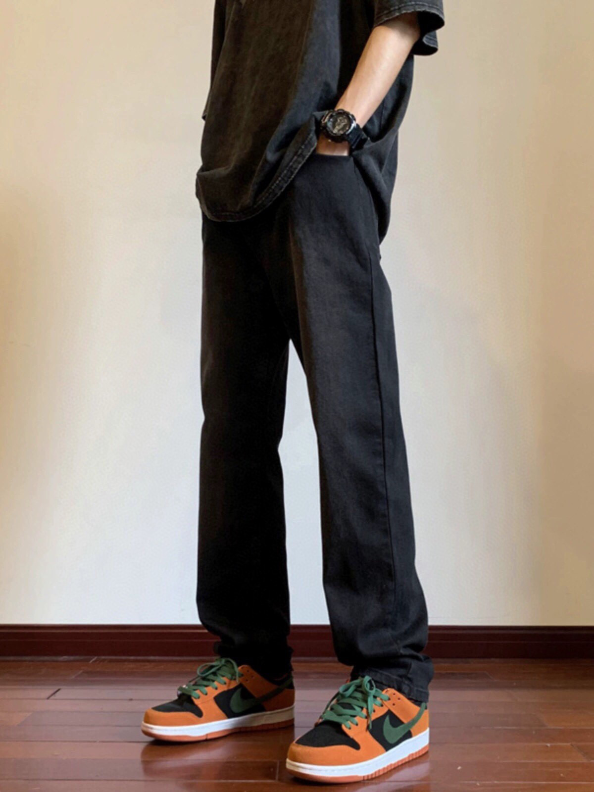FOG High Street Black-Bulleted Jeans: Comfortable and Versatile Unisex Pants in Various Sizes - 图片 2
