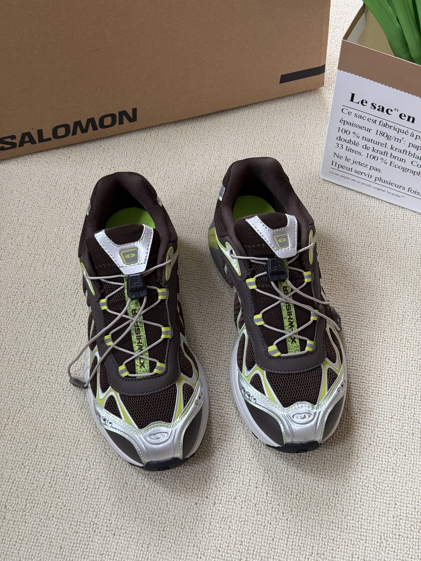 NO:265382,Top version of Salomon Purchase Level MM6 Knitted SALOMON Co-branded semi-tug designer brand, a light luxury brand is very versatile and comfortable to the feet. This German training shoe continues the classic T-shaped genuine leather splicing design. After many careful improvements by the design team, it is just to let you experience the most original military flavor. The soft and delicate features of the top layer of cowhide and cowhide make it have super high softness and comfort, while maintaining good breathability and comfort and texture parallelism, so as to easily control any matching of all seasons. Fabric original material, inner original material, sole original mold opening, size: 35-40 (40 customization, no return or replacement), dad shoes, masion margiela, cowhide19860909顶级版本萨落蒙代购级别MM6针织SALOMON 联名款半拖鬼才设计师品牌,一个轻奢品牌上脚很百搭哦,也很随脚舒适,这一款德国训练鞋延续了经典的T形真皮拼接设计,经过设计团队多次的精心改良,只为让您体验最原始的军旅味道,头层牛皮柔软细腻的特点与牛反绒牛皮的质感相结合使其既有超高的柔软舒适度,又同时保持不错的透气性能舒适与质感并行,轻松驾驭四季穿着任何搭配. 面料原版材质 内里原版材质 鞋底原版开模 码数:35-40(40定制不退不换),老爹鞋,masion margiela,cowhide,Women's Shoes