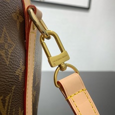 【顶级原单】 款号:M46981钢扣 Speedy 系列手袋原为 1930 年代的旅行者而设计,以此之名致敬那 【顶级原单】 款号:M46981钢扣 Speedy 系列手袋原为 1930 年代的旅行者而设计,以此之名致敬那