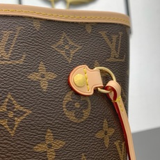 【顶级原单】 款号:M46987钢扣 本款 Neverfull 中号托特包为柔软 Monogram 帆布勾 【顶级原单】 款号:M46987钢扣 本款 Neverfull 中号托特包为柔软 Monogram 帆布勾
