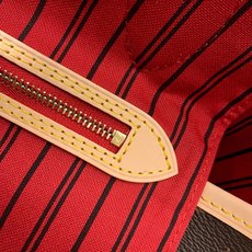 【顶级原单】 款号:M46987钢扣 本款 Neverfull 中号托特包为柔软 Monogram 帆布勾 【顶级原单】 款号:M46987钢扣 本款 Neverfull 中号托特包为柔软 Monogram 帆布勾