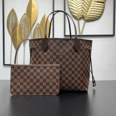 【顶级原单】 款号:N40599钢扣 本款 Neverfull 中号托特包为 Damier Ebene 帆 【顶级原单】 款号:N40599钢扣 本款 Neverfull 中号托特包为 Damier Ebene 帆