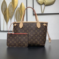 【顶级原单】 款号:M41001新版 (钢扣) Neverfull PM手提袋对永恒的设计与传统的细节。 【顶级原单】 款号:M41001新版 (钢扣) Neverfull PM手提袋对永恒的设计与传统的细节。