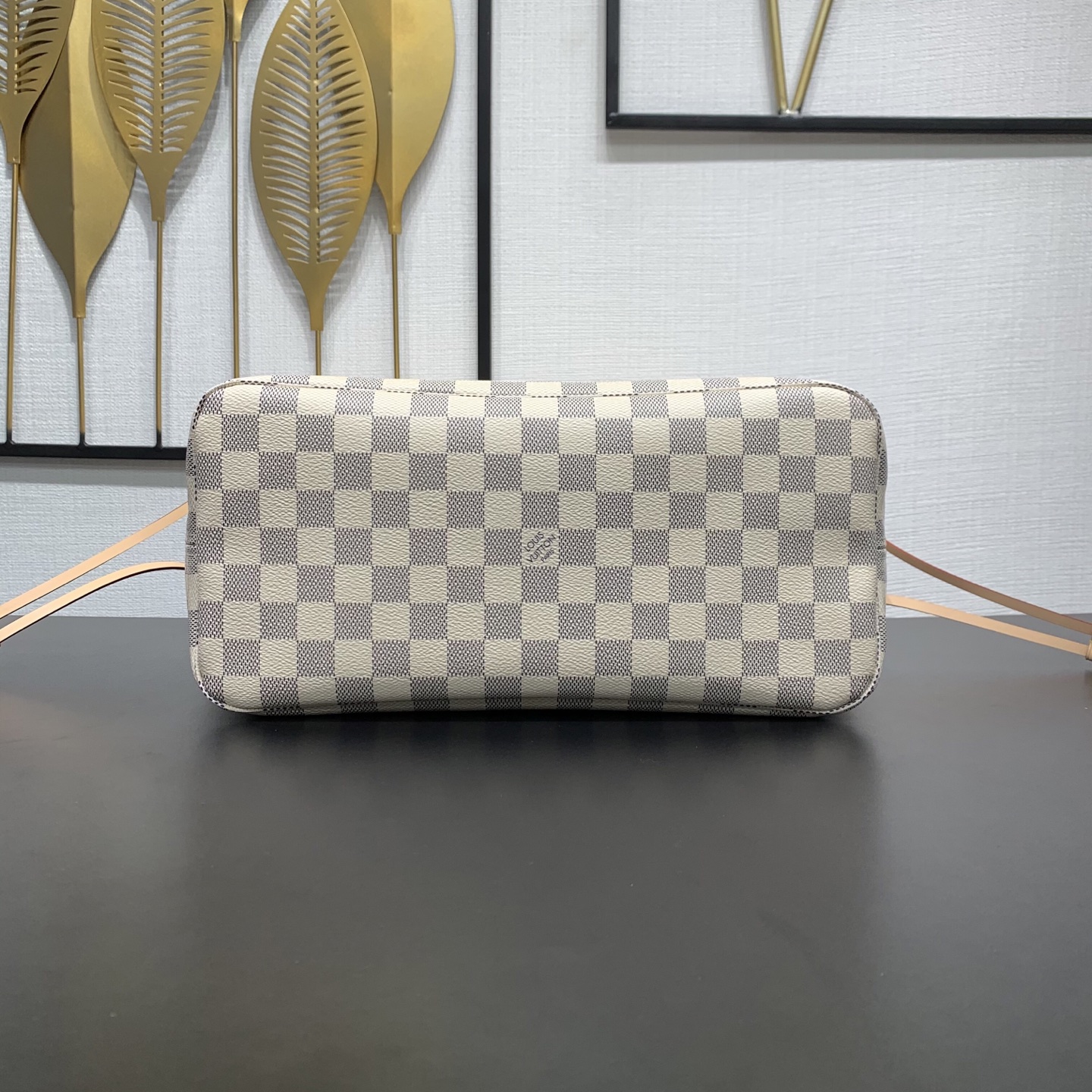 【顶级原单】 款号：N40604 钢扣         本款 Neverfull 中号托特包为 Damier Azur 
