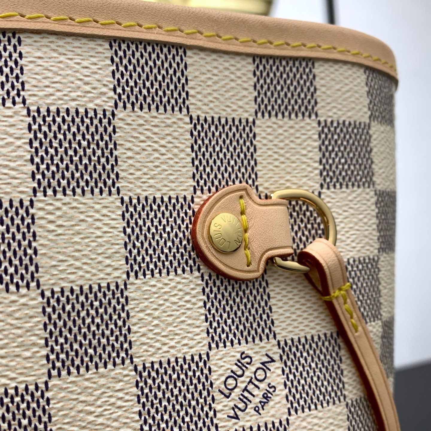 【顶级原单】 款号：N40604 钢扣         本款 Neverfull 中号托特包为 Damier Azur 
