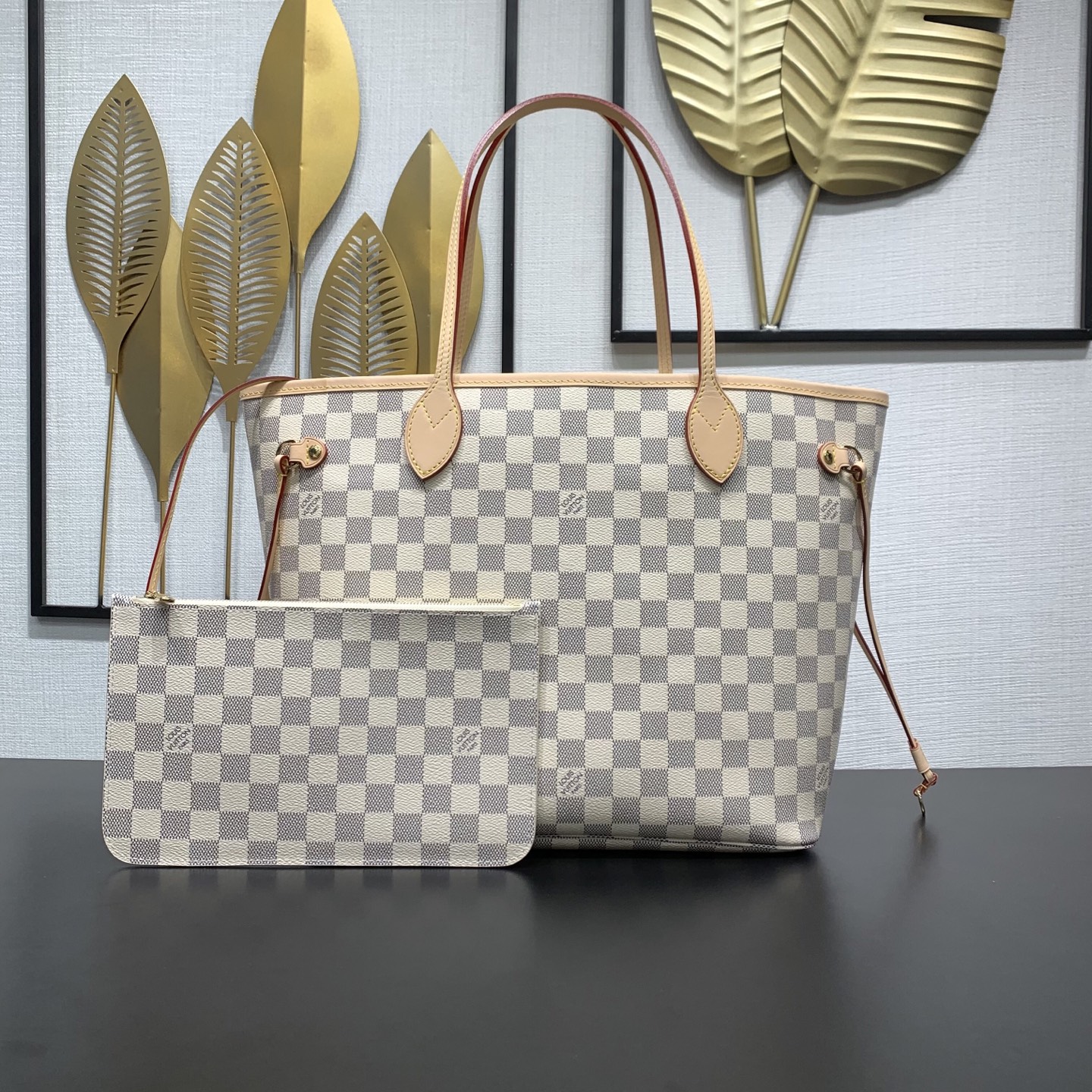 【顶级原单】 款号：N40604 钢扣         本款 Neverfull 中号托特包为 Damier Azur 