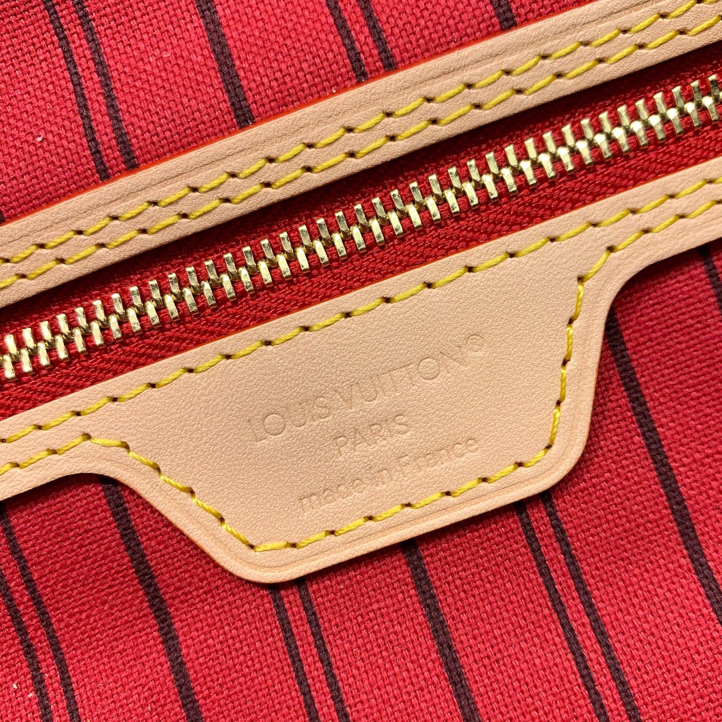 【顶级原单】 款号：M41181新版 钢扣       本款 Neverfull 大号托特包为 Damier Ebene
