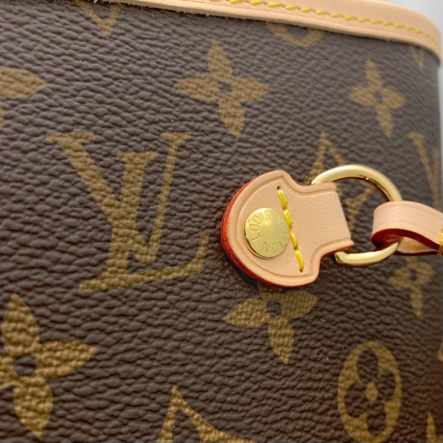 【顶级原单】 款号：M41181新版 钢扣       本款 Neverfull 大号托特包为 Damier Ebene