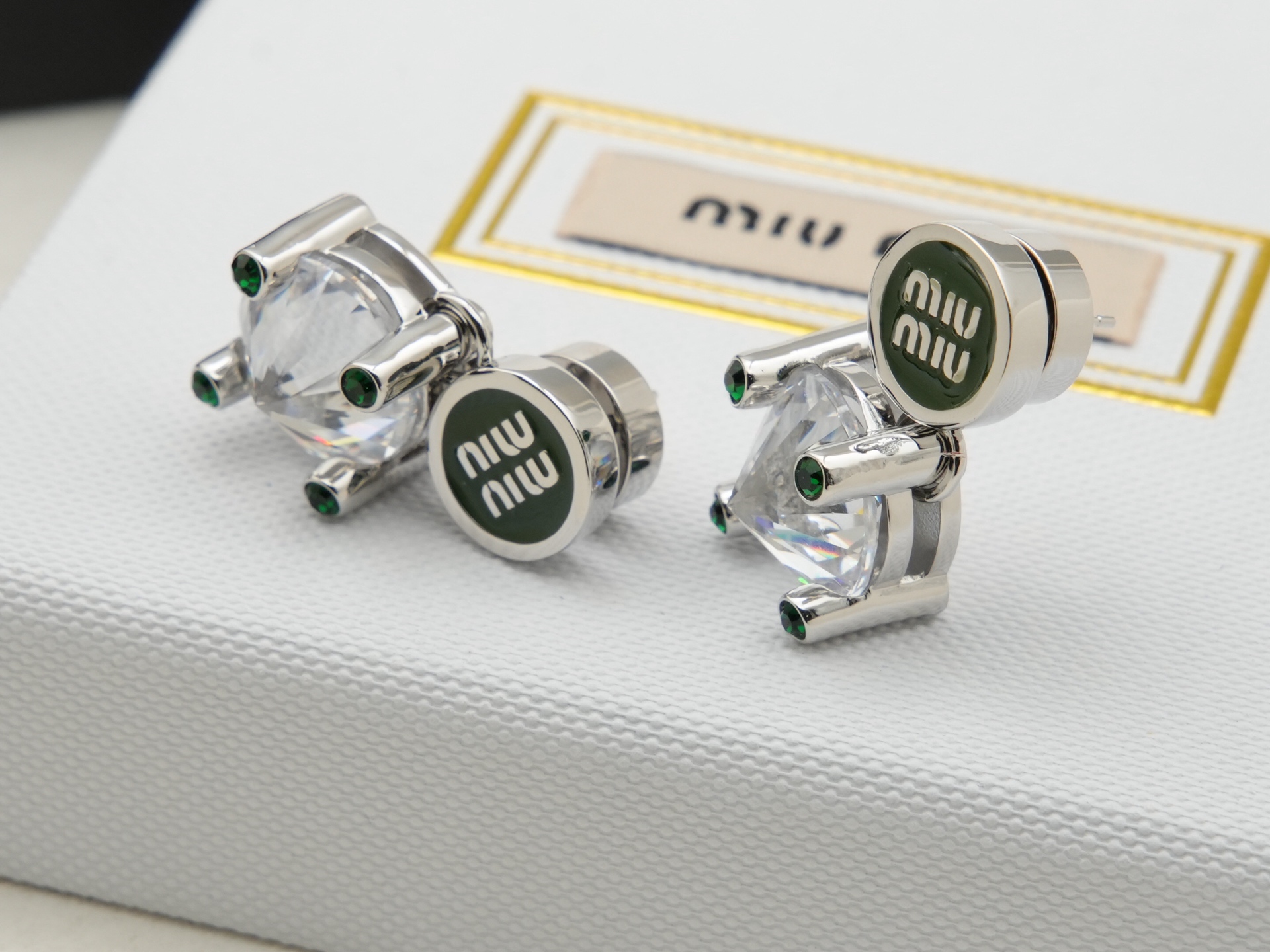미우미우 귀걸이 135670 Miu Miu Earrings 썸네일 이미지