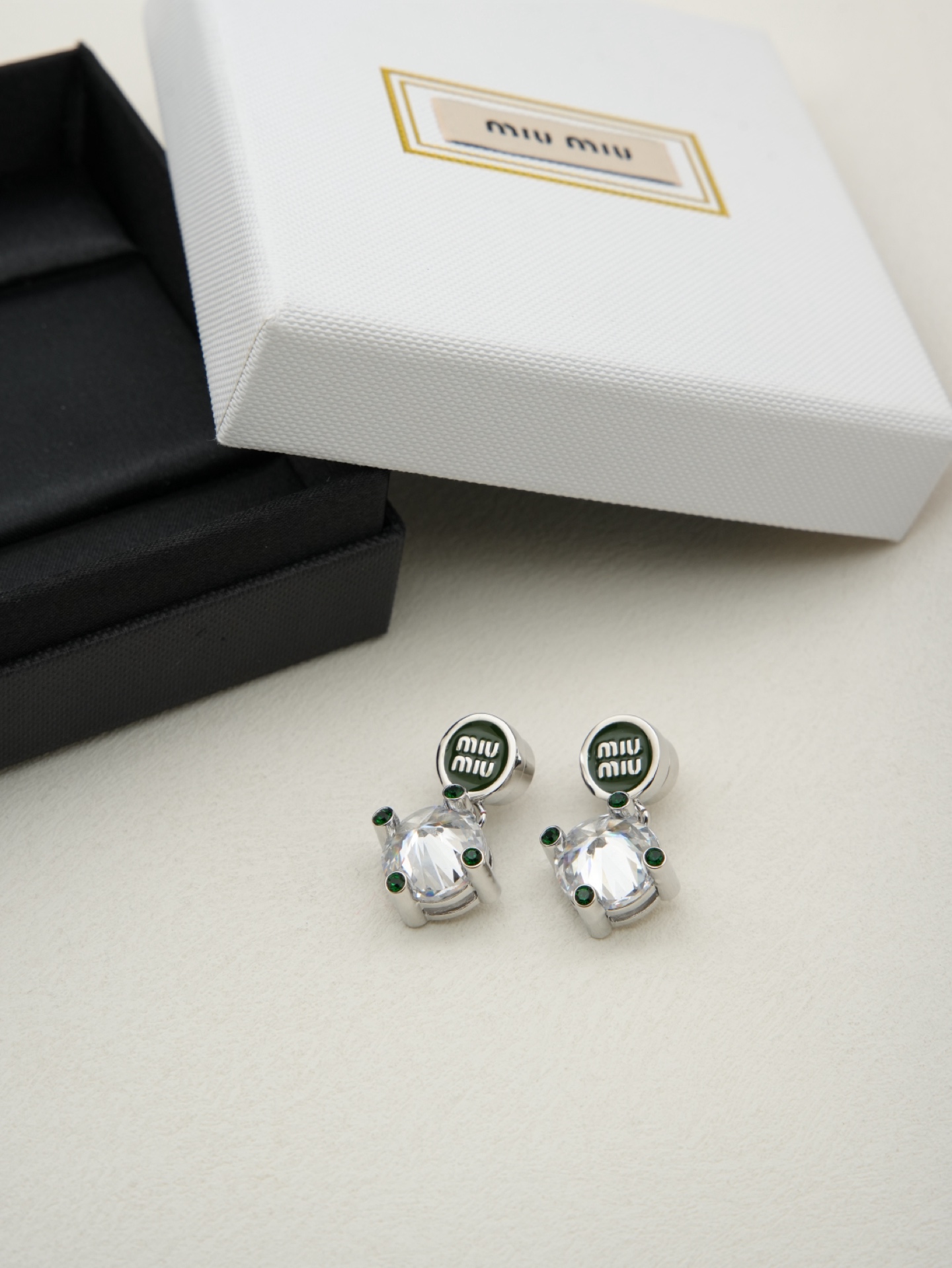 미우미우 귀걸이 135670 Miu Miu Earrings 썸네일 이미지