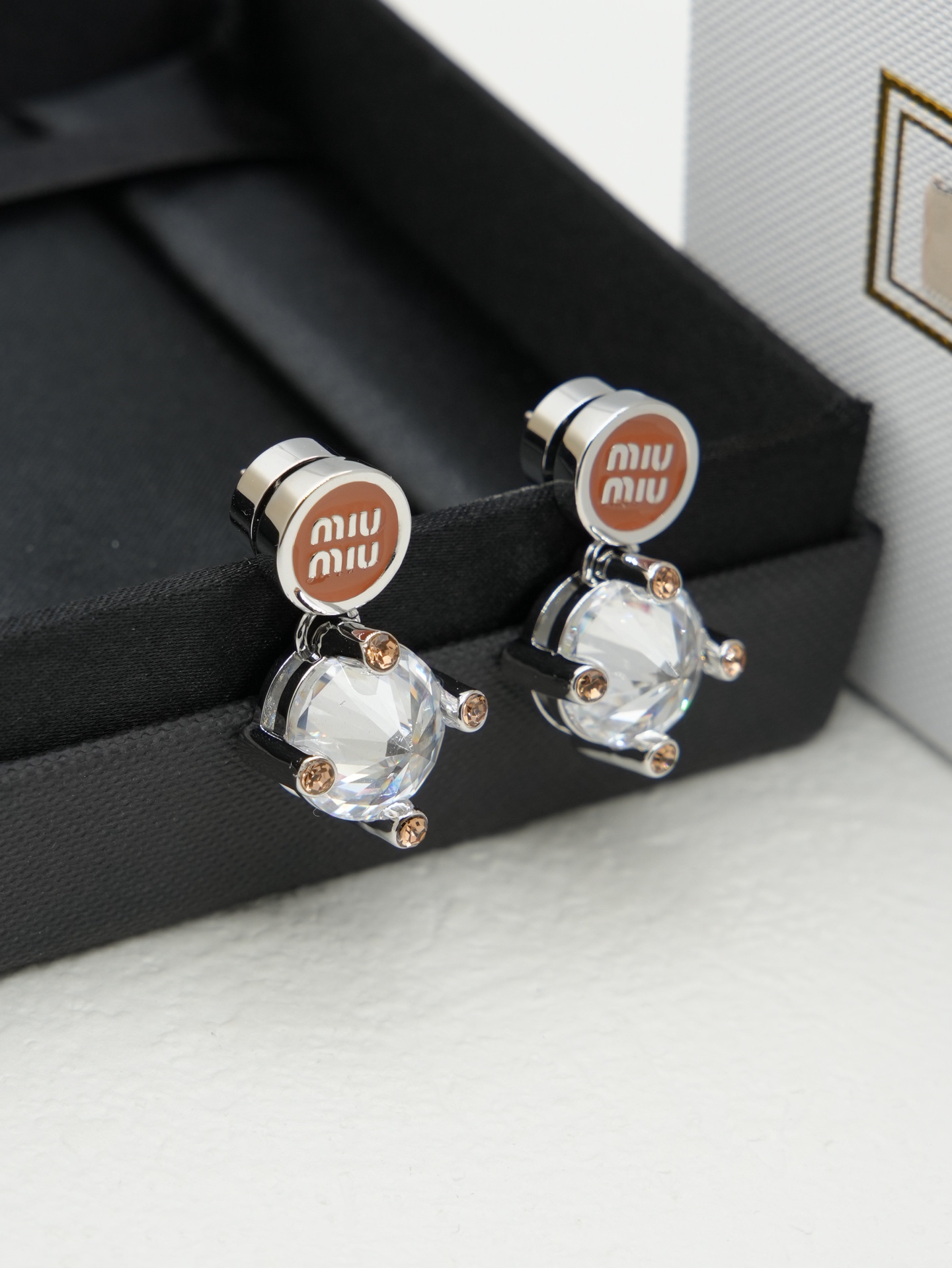 미우미우 귀걸이 135669 Miu Miu Earrings 썸네일 이미지