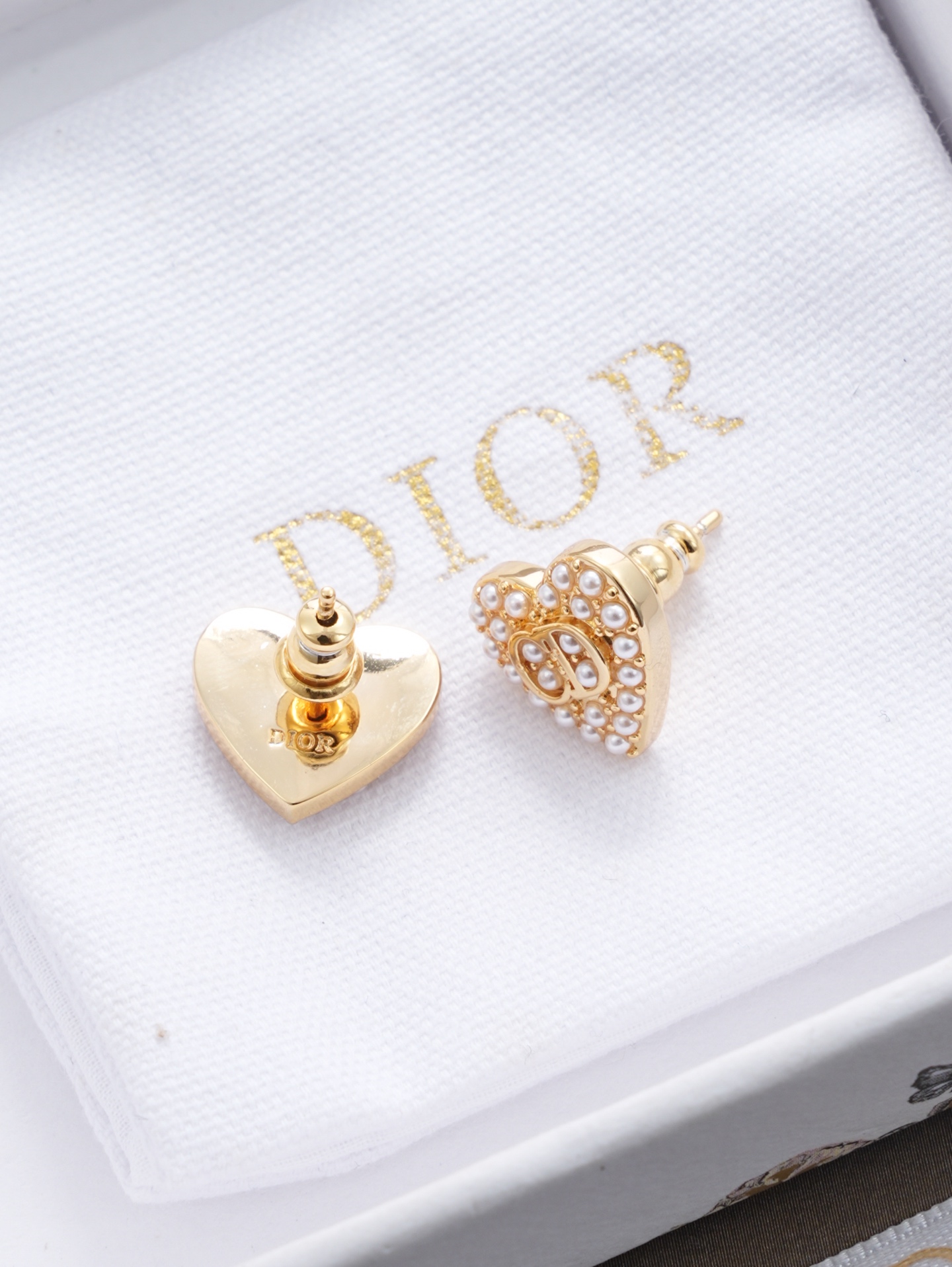 디올 귀걸이 133779 Dior Earrings 썸네일 이미지