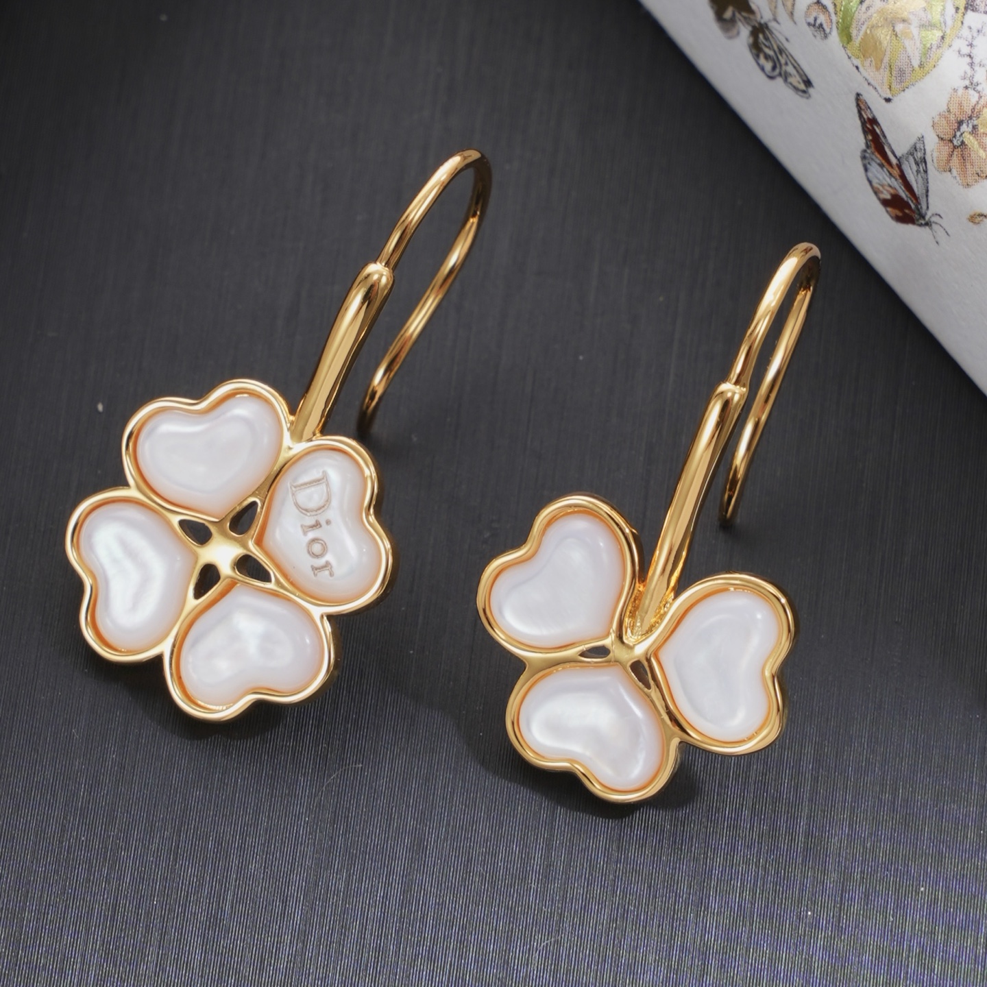 디올 귀걸이 60477 Dior Earrings