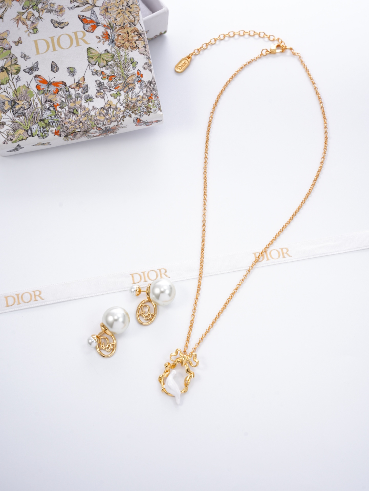 디올 목걸이 134963 Dior Necklace 썸네일 이미지