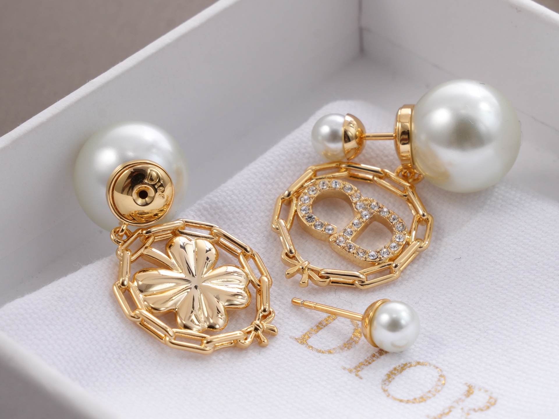 디올 귀걸이 134987 Dior Earrings