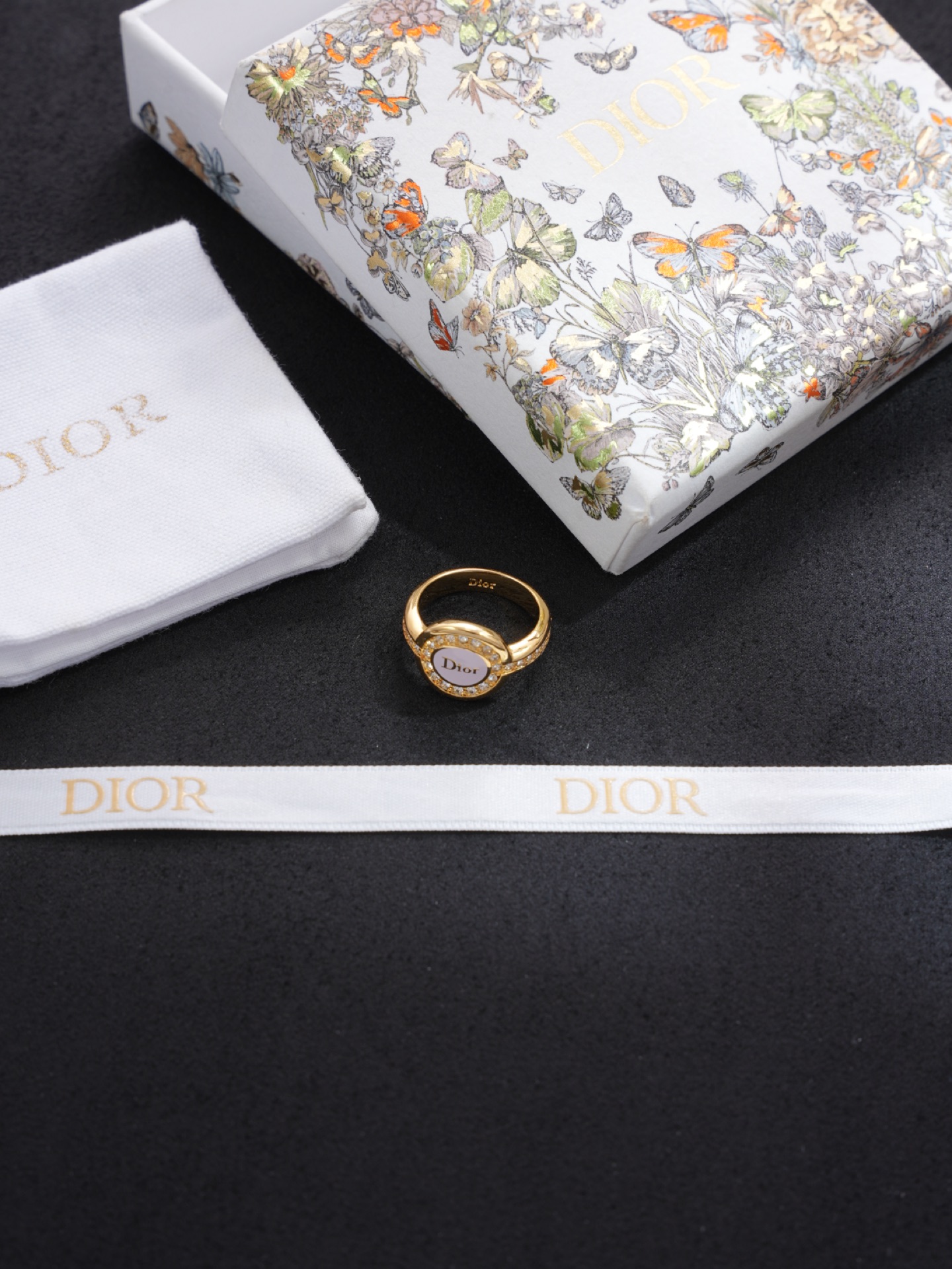 디올 반지 134744 Dior Ring 썸네일 이미지
