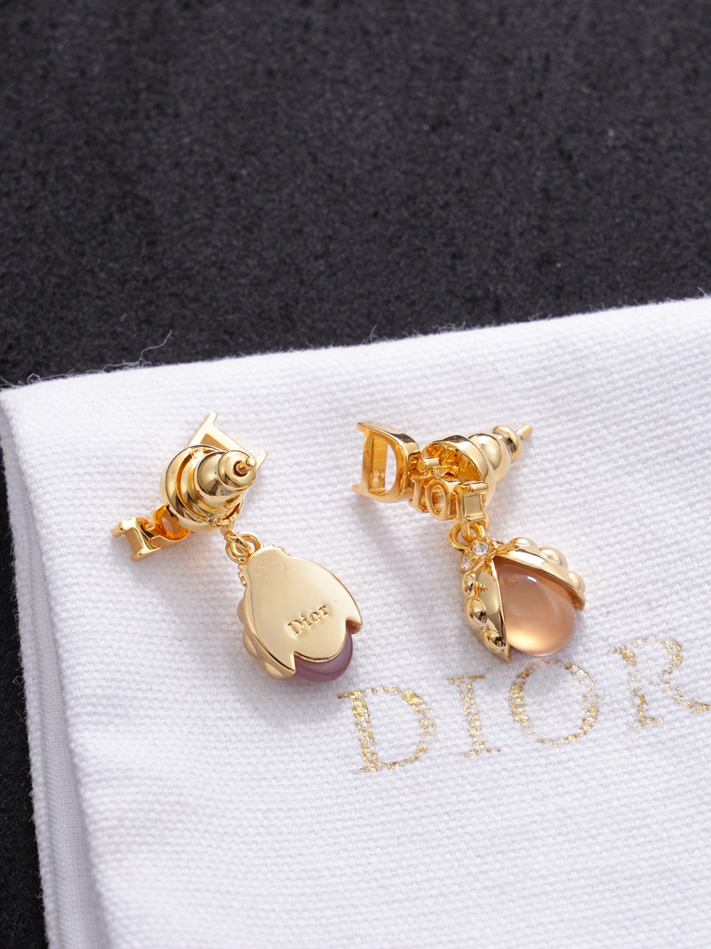 디올 귀걸이 134538 Dior Earrings 썸네일 이미지