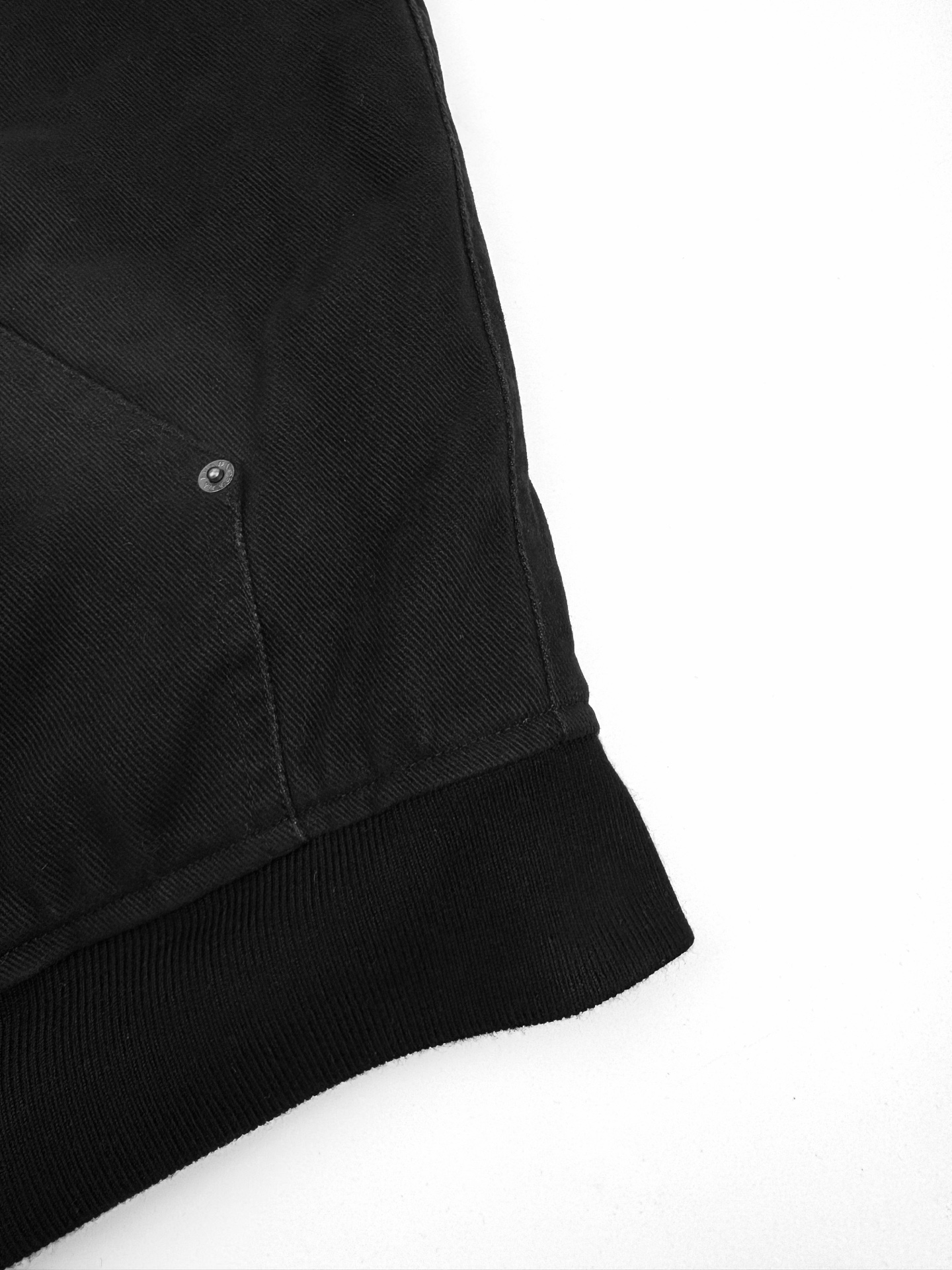 i1760388045585 2681 0 4