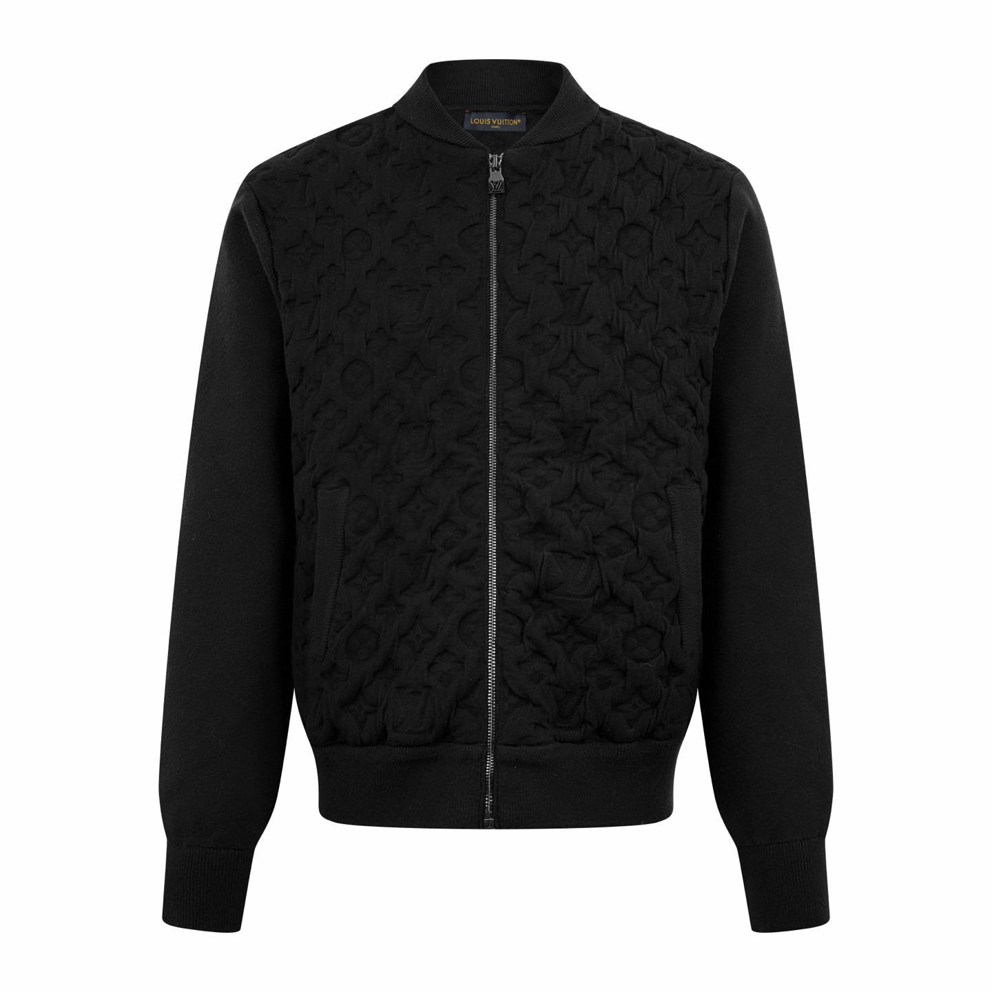 NO:595406,LOUIS VUITTON padded wool bomber jacket. Custom-woven wool interwoven three-dimensional jacquard fabric. Soft as clouds, thick and solid. Every inch of fiber contains heavy warmth. The classic black tone exudes an innate sense of luxury. The texture of the body is reconstructed with full-width Monogram quilting. Each diamond grid reshapes the flat totem on the canvas into a relief building on the body. Textures of different shades are raised like reliefs.  A neat frame supported by textures and quilted padding. Reconstructing the temperature philosophy of the bomber jacket. Turning iconic symbols into walking art. Process 1: Molded three-dimensional Monogram embossing process to permanently shape the relief outline. Prioritize custom metal molds and precision lamination technology to permanently shape the Monogram pattern with an embossed three-dimensional texture. Form a three-dimensional texture with both visual concave and convex feeling and tactile relief feeling. Process 2: Use laser projection positioning system.  Precisely align the split mold modules on the fabric according to the Monogram arrangement pattern to ensure that the full-width pattern is continuous and without misalignment. Process 3: Multi-layer composite lining. Three layers of functional materials form the structural support of the fabric, lining and lining through precise composite adhesive lining + elastic sponge + isolation film. Ensure that the Monogram pattern can be three-dimensionally raised and permanently shaped during molding. The shape is fixed. Process 4: Softening and deodorizing process of ready-made garments. Use professional washing equipment and specific detergents to deep clean and deodorize the clothes.  Improve the feel and appearance of clothing Accessories Customized 1:1 LV Zipper Customized 1:1 LV Trademark Fit Loose fit Size S M L XL,,louis vuitton,louis vuitton,jackets & coats,alexander wang19860909LOUIS VUITTON 衬垫羊毛飞行员夹克 定织臻选羊毛交织立体提花料 柔如云朵 厚重扎实 每一寸纤维都蕴含着沉甸甸的暖意 经典黑色调散发与生俱来的高级感 以全幅Monogram绗缝重构衣身肌理 每一道菱形格将帆布上的平面图腾重塑为衣身的浮雕建筑 深浅不一的纹理如同浮雕般凸起 用纹路撑起的利落骨架 绗缝衬垫 重构飞行员夹克的温度哲学 让标志性符号成为行走的艺术 工艺1: 模塑立体Monogram压花工艺 永久定型浮雕轮廓 优先通过定制金属模具与精密压合技术 将Monogram图案以浮雕式立体纹理永久定型 形成兼具视觉凹凸感与触觉浮雕感的立体纹路 工艺2: 采用激光投影定位系统 将拆分的模具模块按Monogram排列规律在面料上精准对位 确保全幅图案连续无错位 工艺3: 多层复合衬垫 通过精准复合粘合衬+弹性海绵+隔离膜 三层功能性材料 形成面料 衬垫 里布的结构支撑 确保模压时Monogram纹路能立体隆起并永久定型 形态固定 工艺4: 成衣洗水加软去味工艺 通过专业的洗涤设备和特定的洗涤剂 对衣物进行深度清洁和去味处理 改善衣物的手感和外观 辅料 定制1:1 LV 拉链 定制1:1 LV 商标 版型 宽松版型 尺码 S M L XL,,louis vuitton,louis vuitton,jackets & coats,alexander wang,Men's clothing