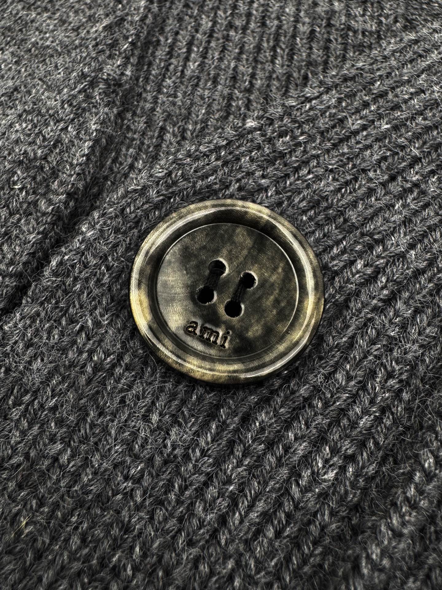 아미 남성 가디건 155395 AMI Cardigan 상세 이미지 7