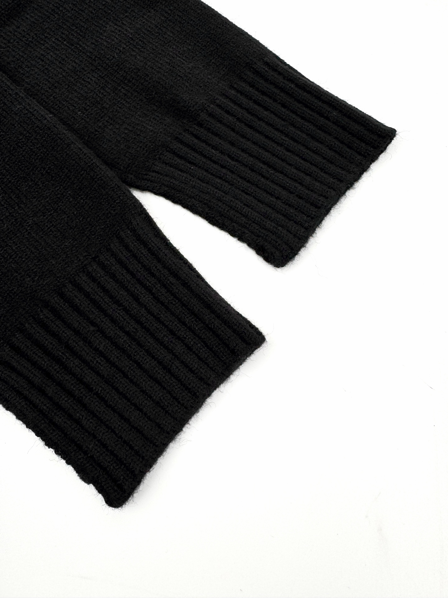 아미 남성 가디건 155396 AMI Cardigan 상세 이미지 6