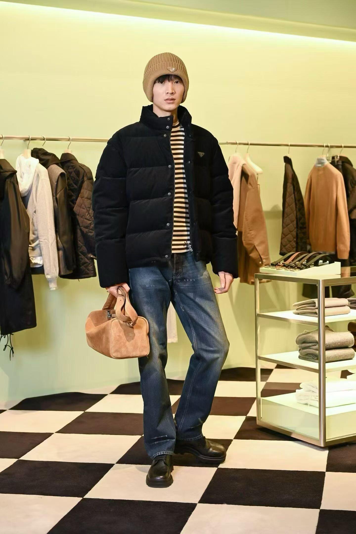 羽绒服 【 长款面模特图 】