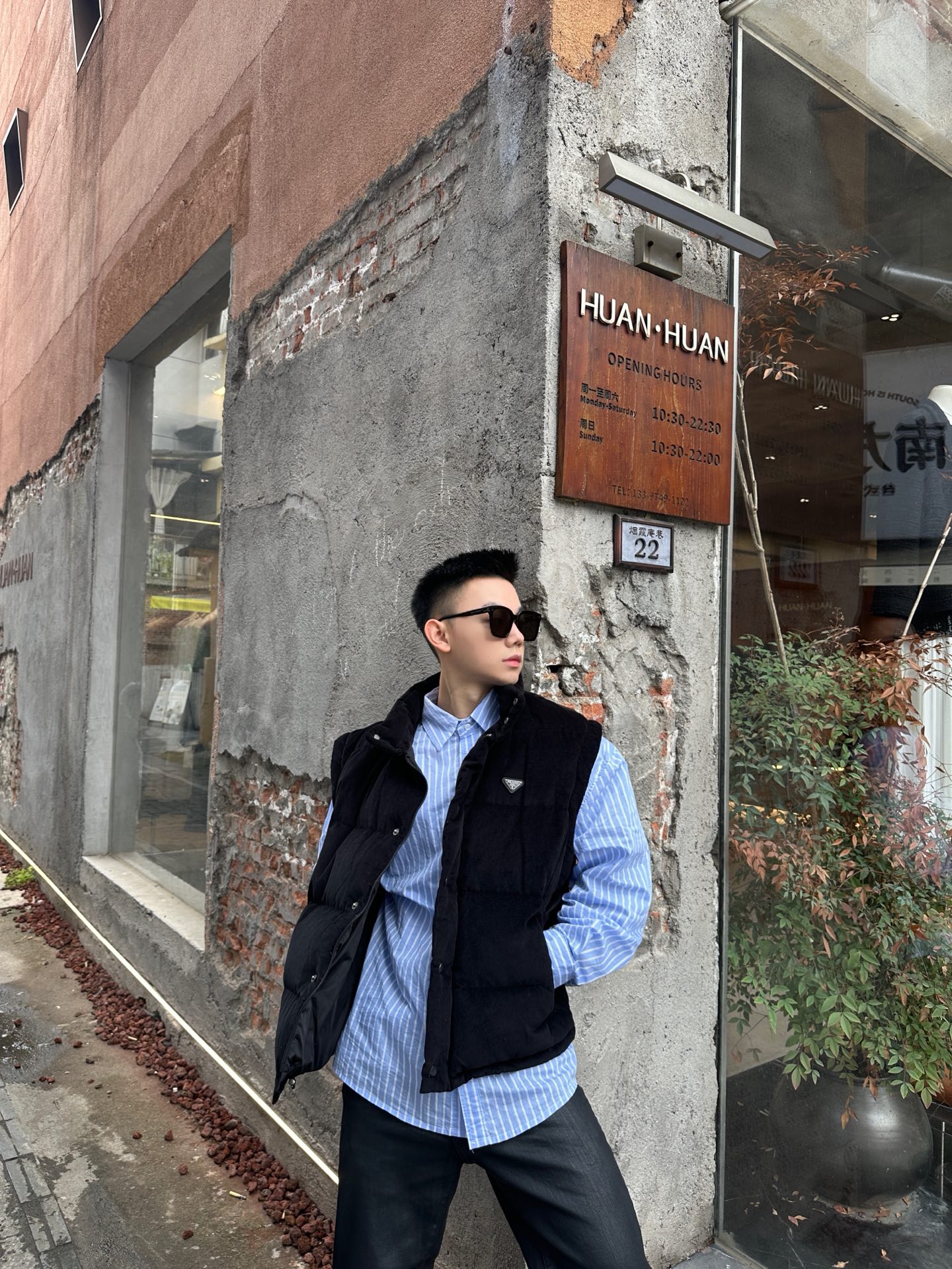 羽绒服 【 背心面模特图 】