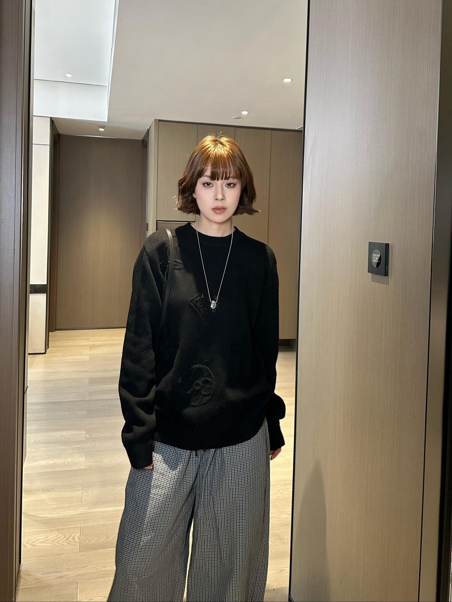 【 女模特图 】