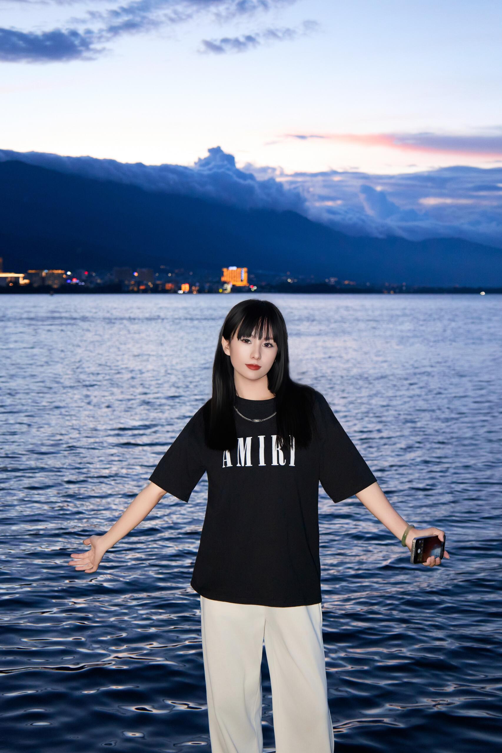Amiri men . AMIRI logo printed short sleeves — photo 3