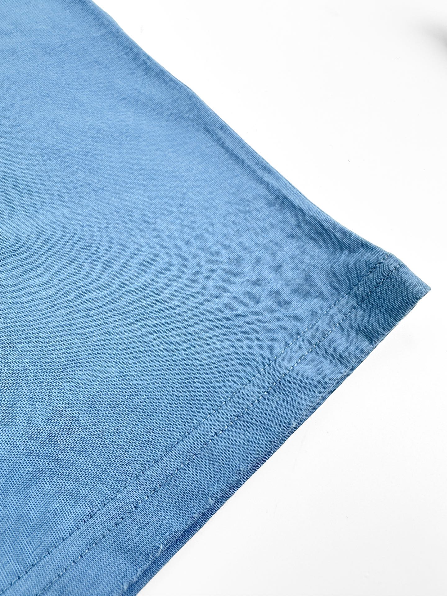 Acne Studios Acne Studios 喷绘做旧徽标短袖
