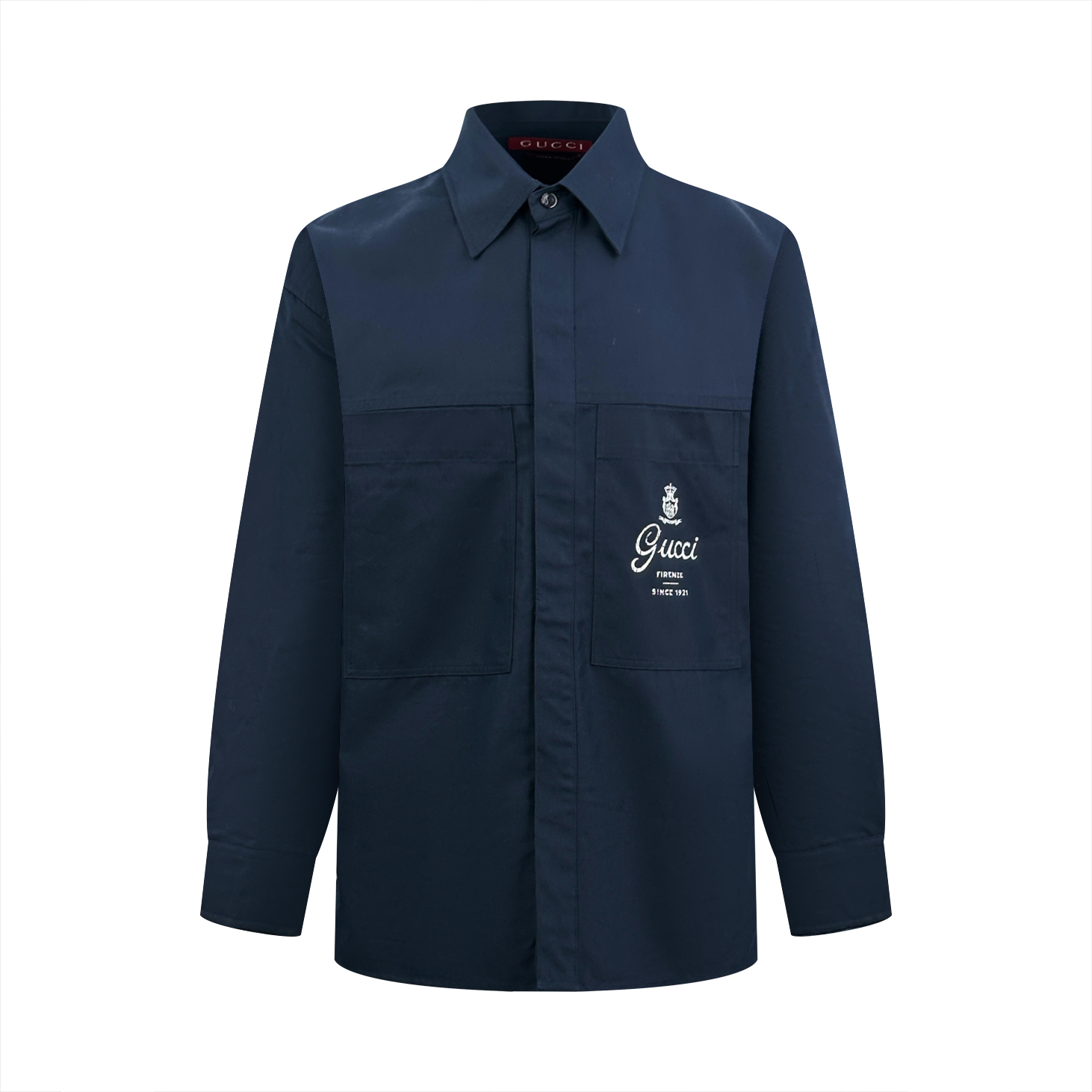 NO:952500,Gucc printed chest pocket long-sleeved shirt Customized cloud satin combed cotton polyester woven Crisp and draped Comfortable and skin-friendly Dark velvet navy as the base on a foggy night Matte texture as quiet as the deep sea night Overflowing with the poetry of Italian luxury and elegance Classic peak collar supports elegance Double patch pockets conceal the edge The right breast pocket is decorated with exquisite printing The Gucci handwritten logo is elegant and stretched Crown badge engraved with aristocratic character Firenze Since  1921 tells the traceability of the brand, narrates the brand epic in every inch, and achieves a luxury style that spans time. Process 1: Use glue graffiti printing. The printing is modified by the film screen three times. Use glue liquid paint to print the pattern on the fabric. Bake the fabric to fix the printed pattern. Process 2: Manual infrared line drawing. Assisted by infrared technology, the precise positioning and marking of the pocket position is achieved, which retains the fineness and flexibility of hand sewing. Process 3: The fabrics are fermented and washed.  Better feel and texture, not easy to deform, not easy to shrink, not easy to fade, maintain long-term beauty. Accessories. Customized 1:1 Gucci buttons. Customized 1:1 Gucci trademark. Version. Loose version. Size 46 48 50 52. Style number BB863,,gucci,shirts,19860909Gucc印花胸袋长袖衬衫 定制云缎精梳棉涤梭织 挺括垂坠 舒适贴肤 雾夜沉绒藏青为底 哑光肌理如深海夜色般幽谧 于克制间漫溢意式奢雅的诗意 经典尖领承托优雅 双贴袋隐敛锋芒 右胸口袋饰以精致印花 Gucci手写体Logo飘逸舒展 皇冠徽章镌刻贵族风骨 Firenze Since 1921诉说品牌溯源 于方寸之间叙写品牌史诗 成就跨越时光的奢品格调 工艺1: 采用胶浆涂鸦印花 印花经过三次菲林网板修改 使用胶浆液体涂料在织物上打印图案 烘烤织物以固定印刷图案 工艺2: 手工红外线画线口袋 以红外线技术为辅助 实现口袋位置的精准定位与标记 即保留了手工缝制的精细与灵活性 工艺3: 面料都经过酵洗 手感质感更佳 不易变形 不易缩水 不易褪色 保持长久的美观 辅料 定制1:1 Gucci 钮扣 定制1:1 Gucci 商标 版型 宽松版型 尺码 46 48 50 52 款号 BB863,,gucci,shirts,,Men's clothing