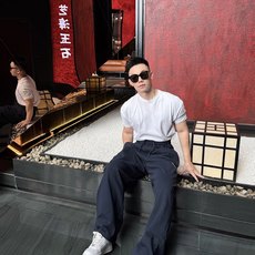 Acne Studios 刺绣长裤 定制森雾云絮磨毛抓绒 垂坠有型 柔糯亲肤 取色森雾墨绿 凝萃北欧深林幽谧暮色 复古沉 Acne Studios 刺绣长裤 定制森雾云絮磨毛抓绒 垂坠有型 柔糯亲肤 取色森雾墨绿 凝萃北欧深林幽谧暮色 复古沉