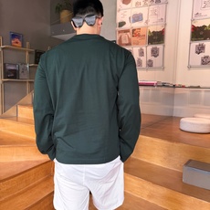Acne Studios 刺绣长袖 定制森雾云絮有机棉针织 细腻柔软 舒适亲肤 取色森雾墨绿 凝萃北欧深林幽谧暮色 复古 Acne Studios 刺绣长袖 定制森雾云絮有机棉针织 细腻柔软 舒适亲肤 取色森雾墨绿 凝萃北欧深林幽谧暮色 复古