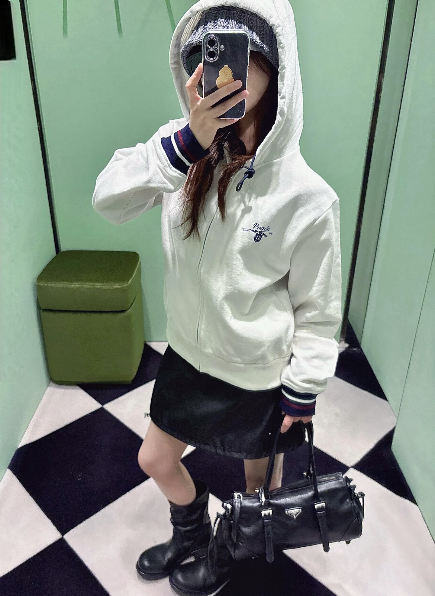 【 女模特图 】