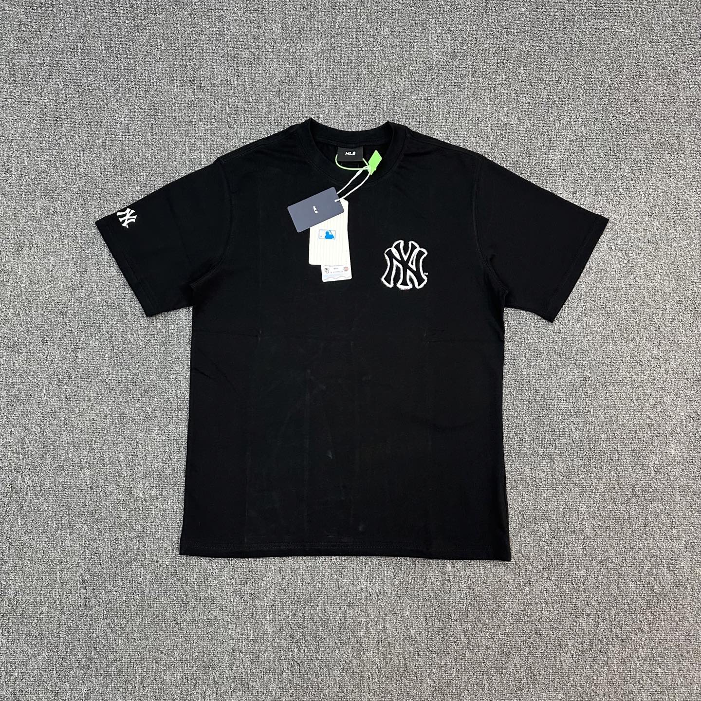P89 Xx397 MLB Basic New York Yankees Logo printed short sleeve pure cotton fabric, couple style: S-XXL [Black…