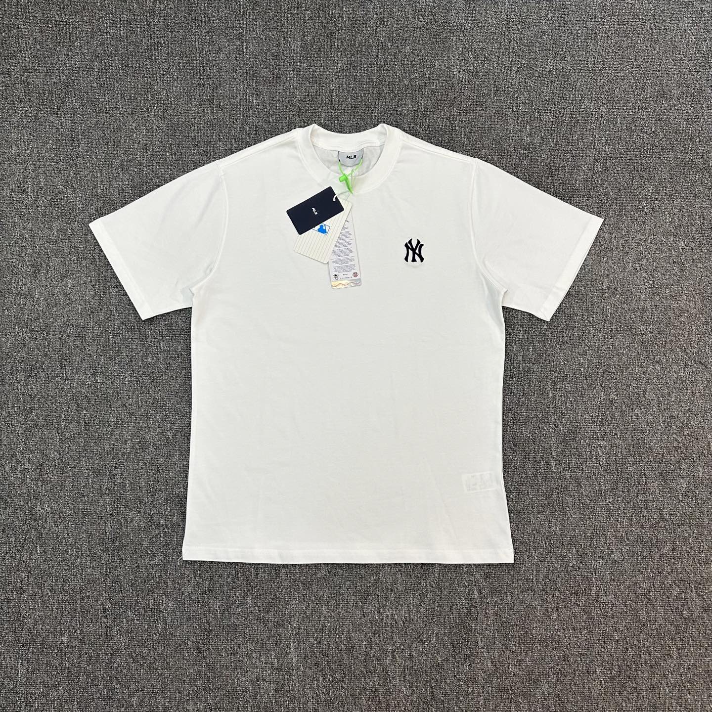 P88 XX399 MLB New York Yankees SS25 back letter printed pure cotton fabric, couple style: S-XXL [Black, White]