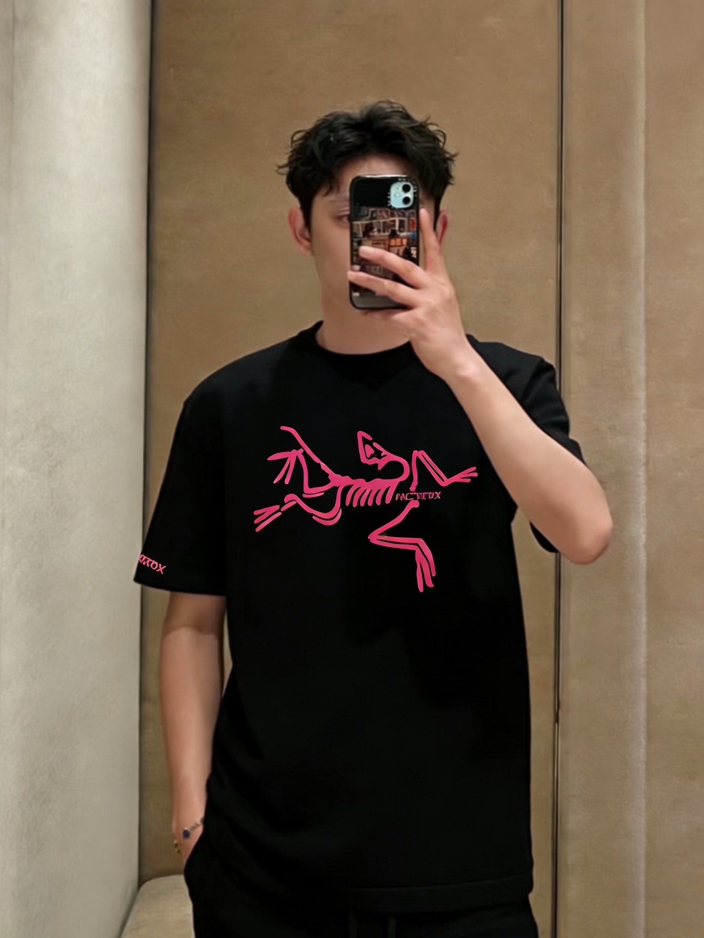 NO:915561,,,19860909,,,Men's clothing