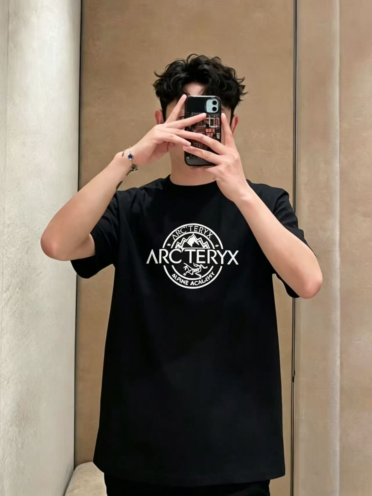 NO:915576,,,19860909,,,Men's clothing