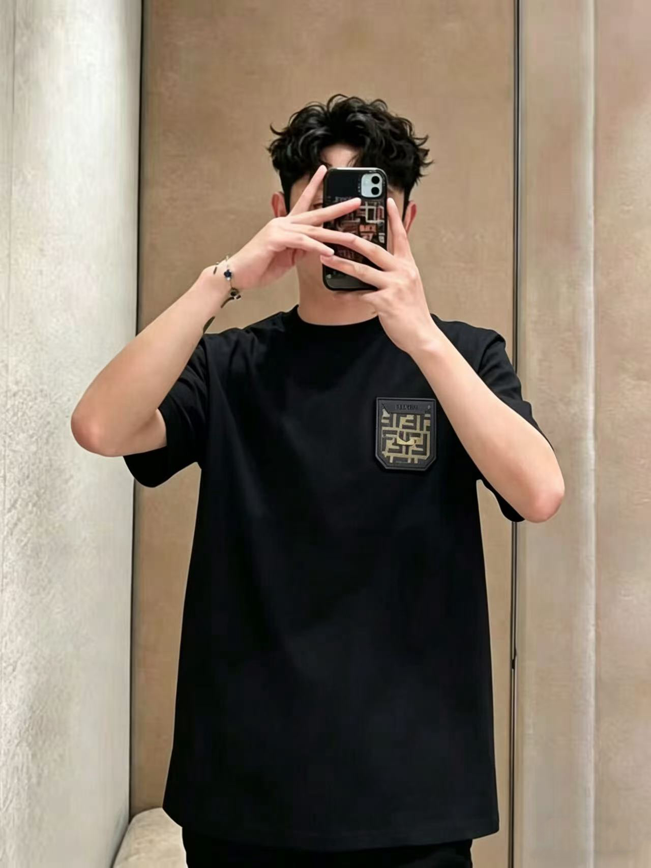 NO:915613,,,19860909,,,Men's clothing