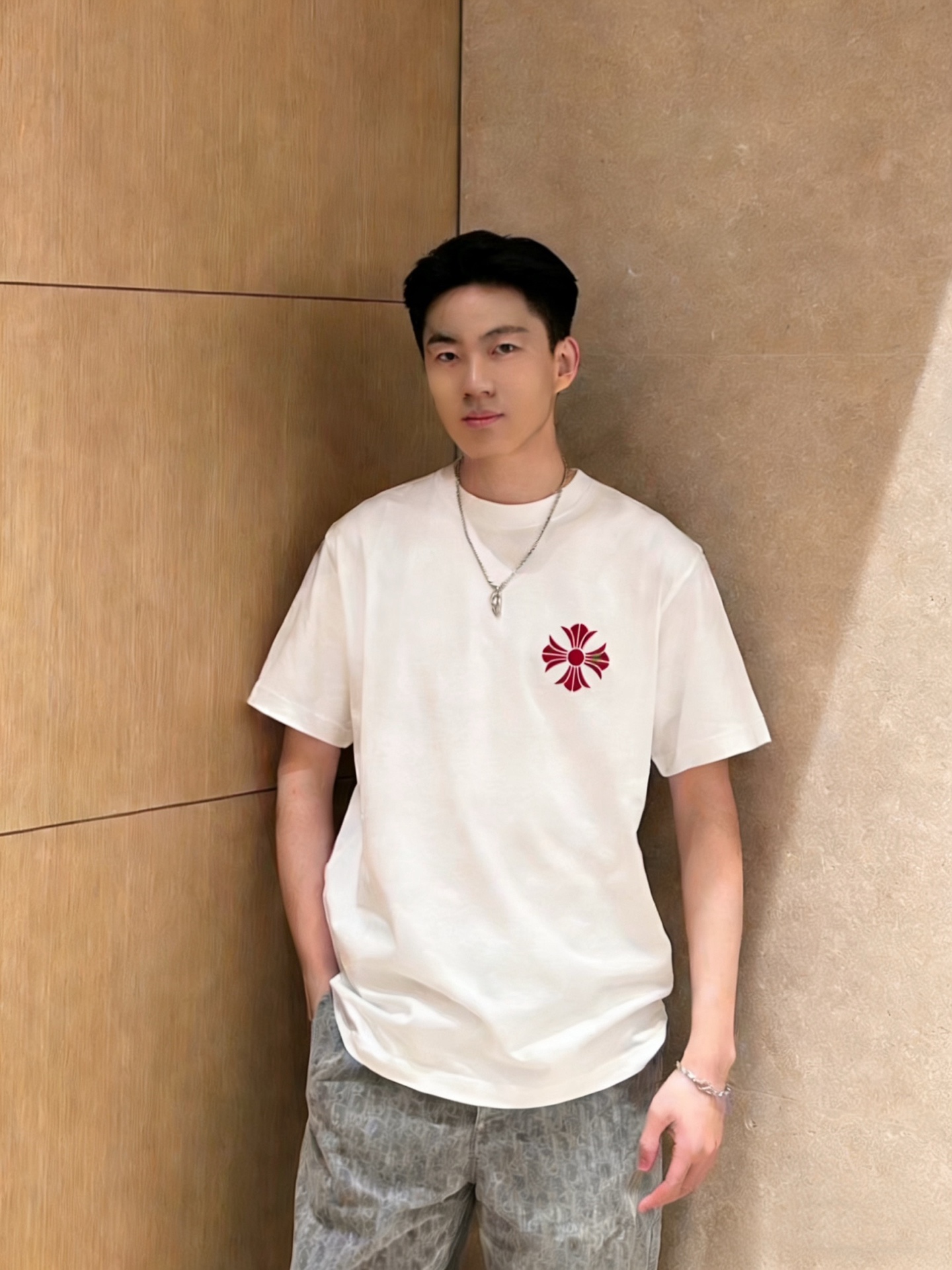 NO:918487,Ch/Chrome Hearts 2026 spring and summer new products, complete with three labels, mercerized cotton, short-sleeved T-shirt, good product without too much introduction, look at the details, counter size M-XXXL 175/140 recommended L,, chrome hearts, T-shirt, tees, t-shirt,19860909Ch/克罗心 2026春夏新品 三标齐全 丝光棉 短袖T恤 好货不用过多介绍 看细节 专柜码数M-XXXL 175/140建议L,,chrome hearts,T-shirt,tees，t-shirt,,Men's clothing