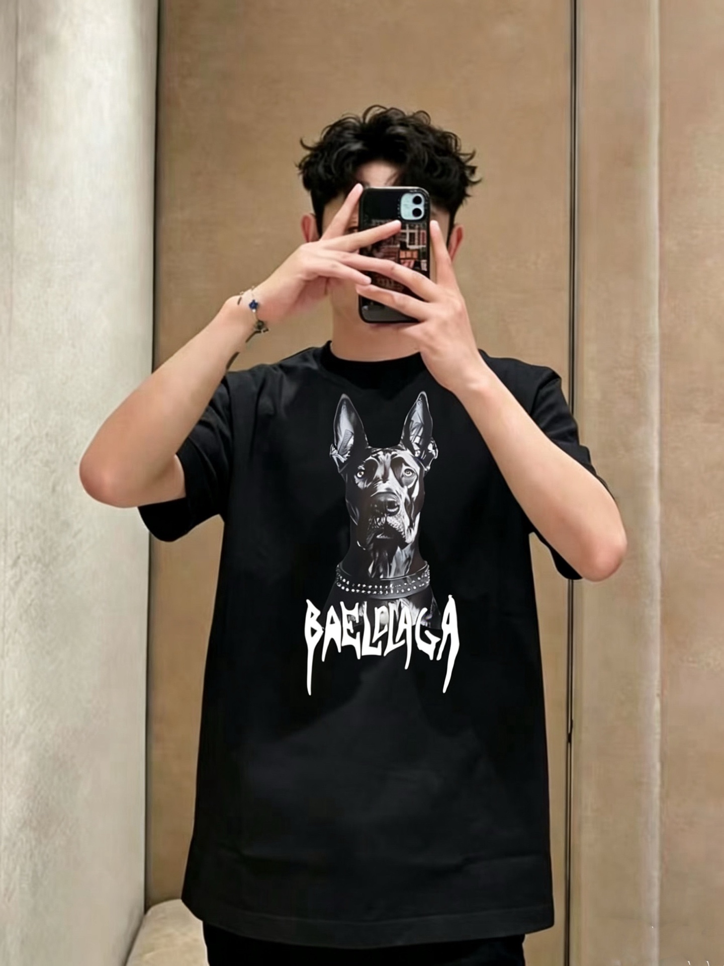 NO:918494,Balenciaga/Balenciaga 2026 spring and summer new products, complete with three labels, mercerized cotton, short-sleeved T-shirt, good product without too much introduction, look at the details, counter size M-XXXL 175/140, recommended L,, balenciaga, balenciaga, T-shirt, tees, t-shirt,19860909Balenciaga/巴黎世家 2026春夏新品 三标齐全 丝光棉 短袖T恤 好货不用过多介绍 看细节 专柜码数M-XXXL 175/140建议L,,balenciaga,balenciaga,T-shirt,tees，t-shirt,,Men's clothing