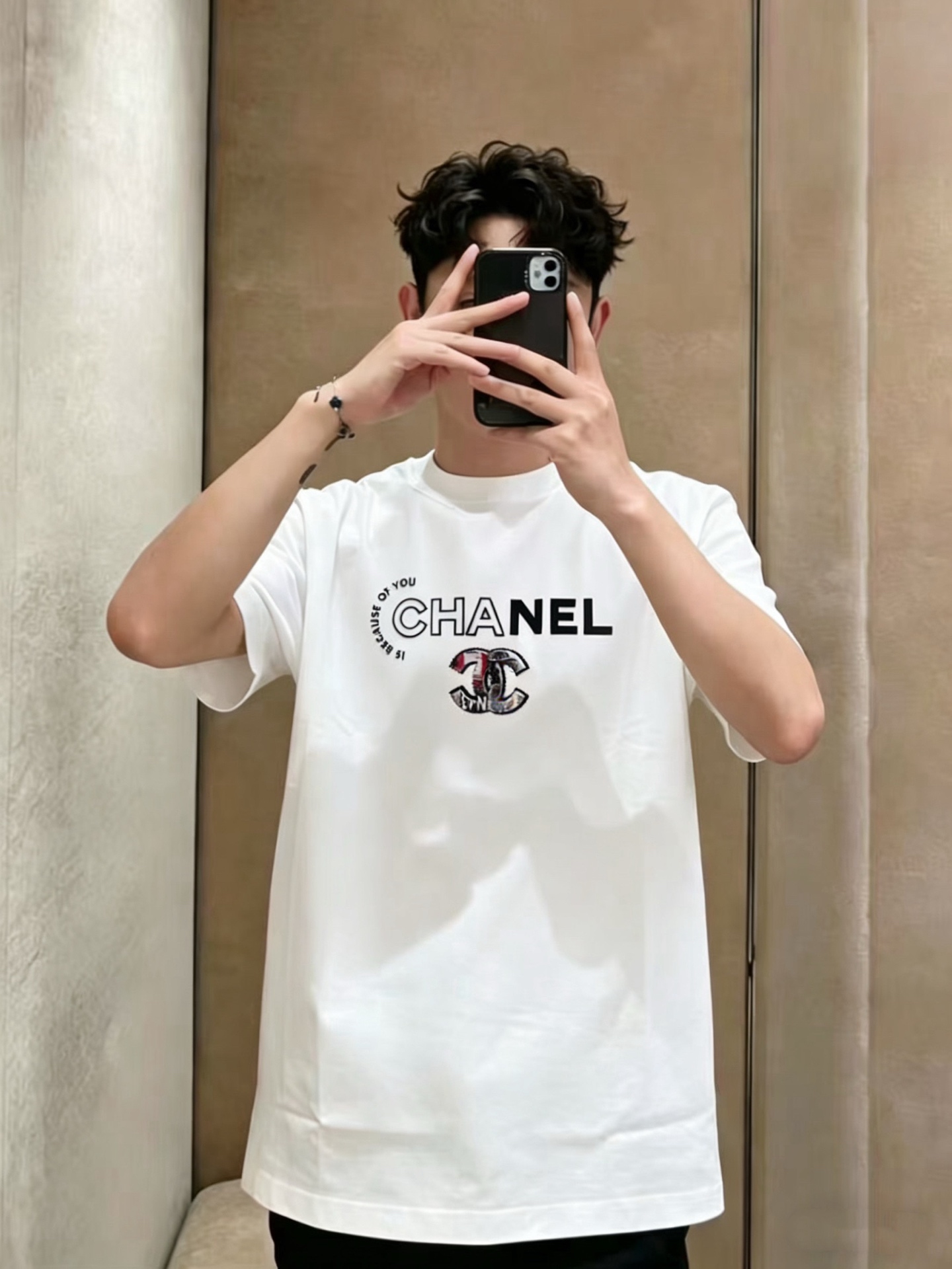 NO:918490,Chanel/Chanel 2026 spring and summer new products, complete with three labels, mercerized cotton, short-sleeved T-shirt, good product without too much introduction, look at the details, counter size M-XXXL 175/140, recommended L,,chanel,chanel,T-shirt,tees,t-shirt,19860909Chanel/香奈儿 2026春夏新品 三标齐全 丝光棉 短袖T恤 好货不用过多介绍 看细节 专柜码数M-XXXL 175/140建议L,,chanel,chanel,T-shirt,tees，t-shirt,,Men's clothing