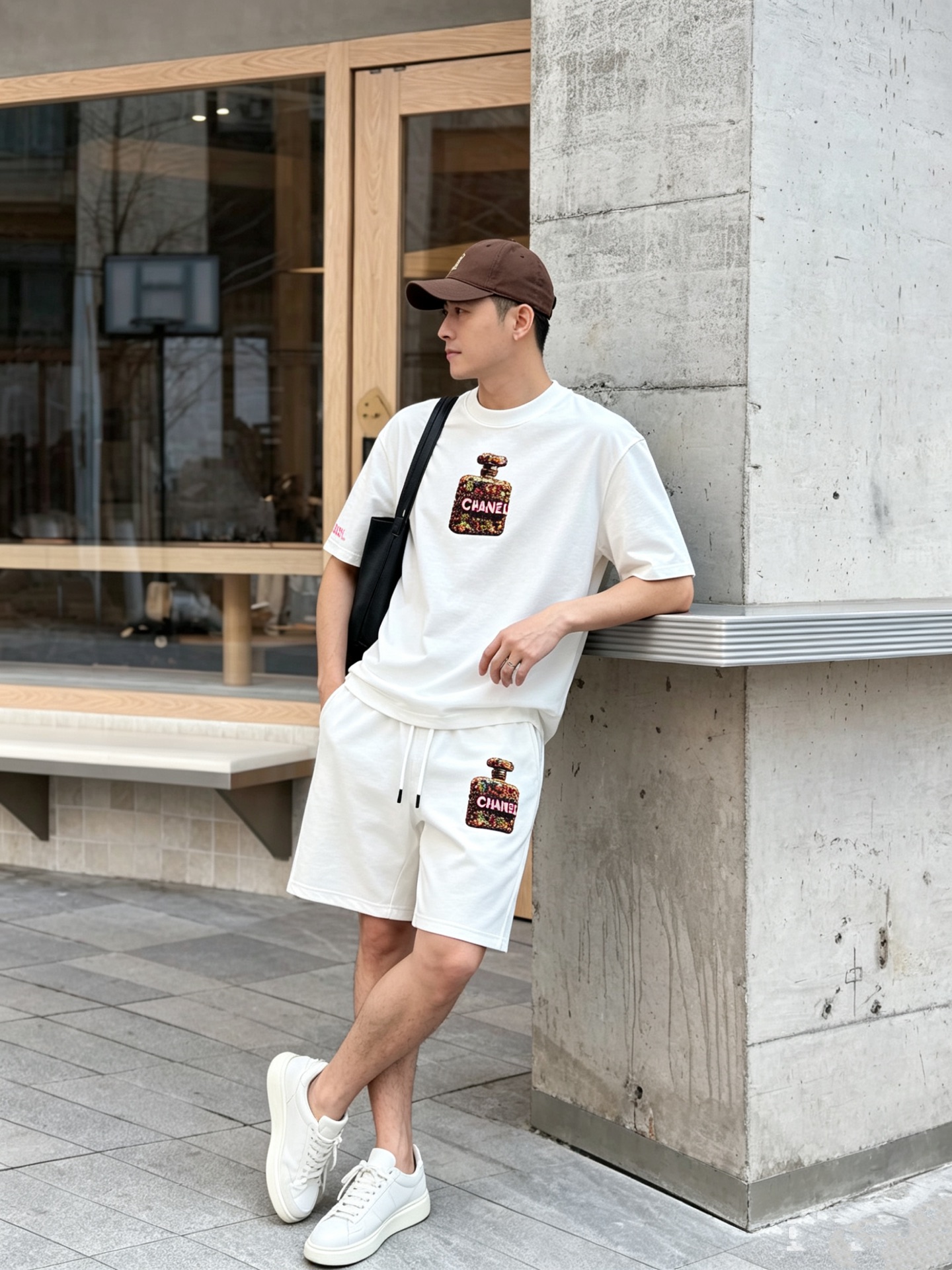NO:836349,Tops, pants, Chanel/Xiaoxiang, 2026 spring and summer new products, complete with three labels, fashionable casual suits, good products, no need to introduce too much, look at the details, counter size M-XXXL / recommended L,,chanel,19860909上衣 裤子 Chanel/小香 2026春夏新品 三标齐全 时尚休闲套装 好货不用过多介绍 看细节 专柜码数 M-XXXL /建议L,,chanel,,Men's clothing